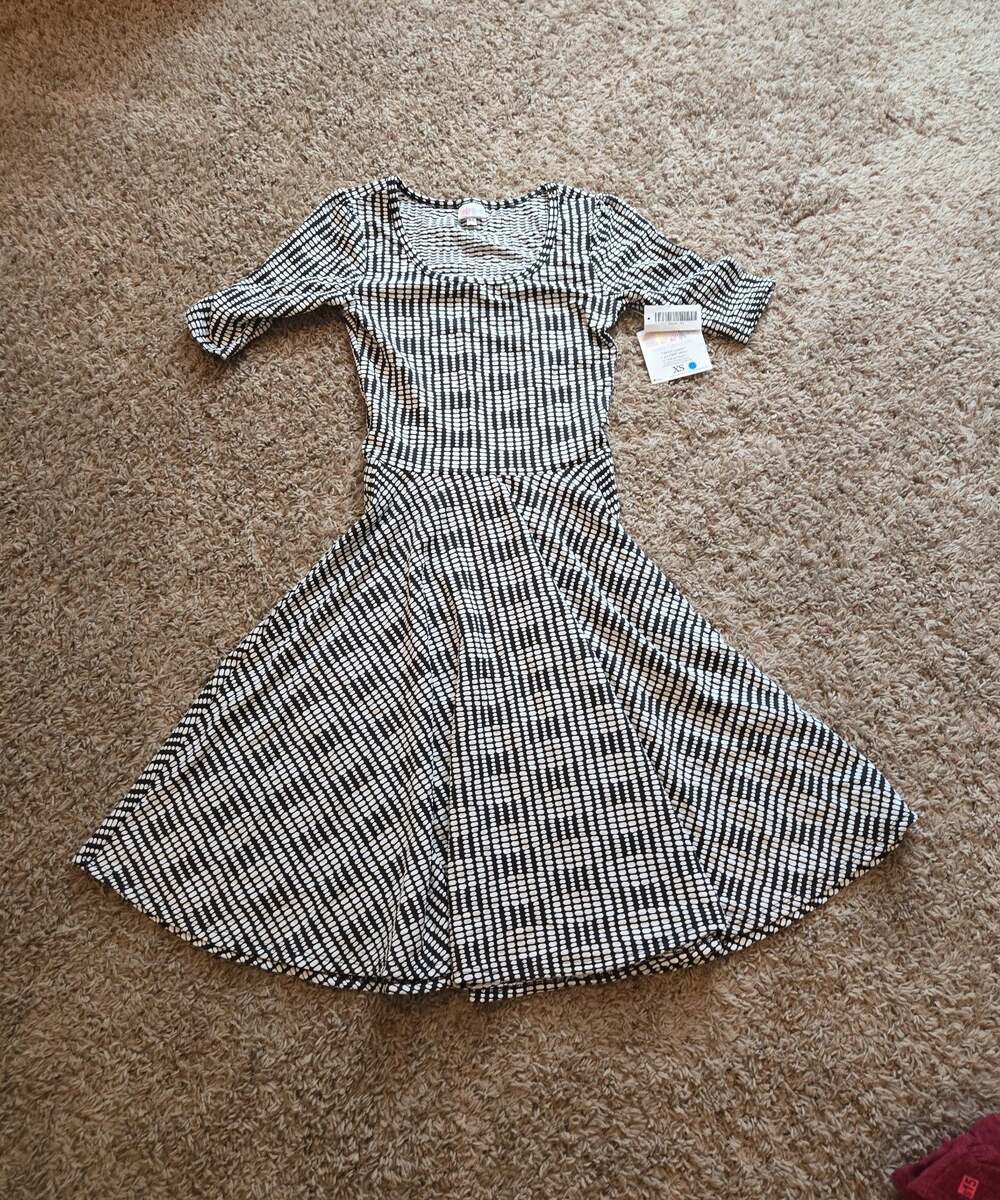 ** New Lularoe Nicole dress size xss x small